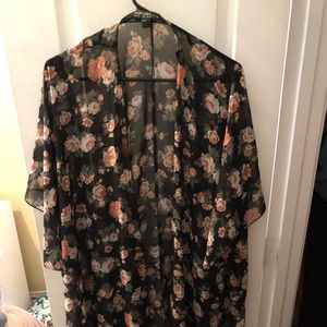 Plus Size Black Floral kimono